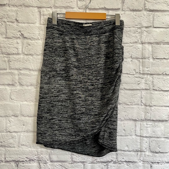 ARITZIA WILFRED FREE Tyra Ruched Skirt - Picture 4 of 9